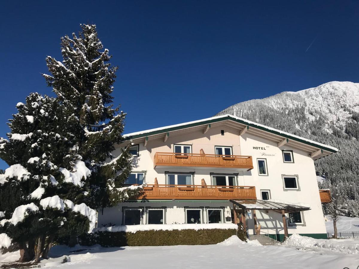 Naturparkhotel Florence Вайссенбах-на-Лехе Экстерьер фото