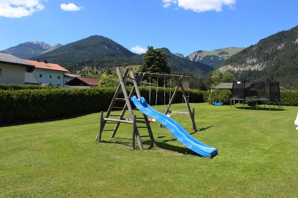 Naturparkhotel Florence Вайссенбах-на-Лехе Экстерьер фото