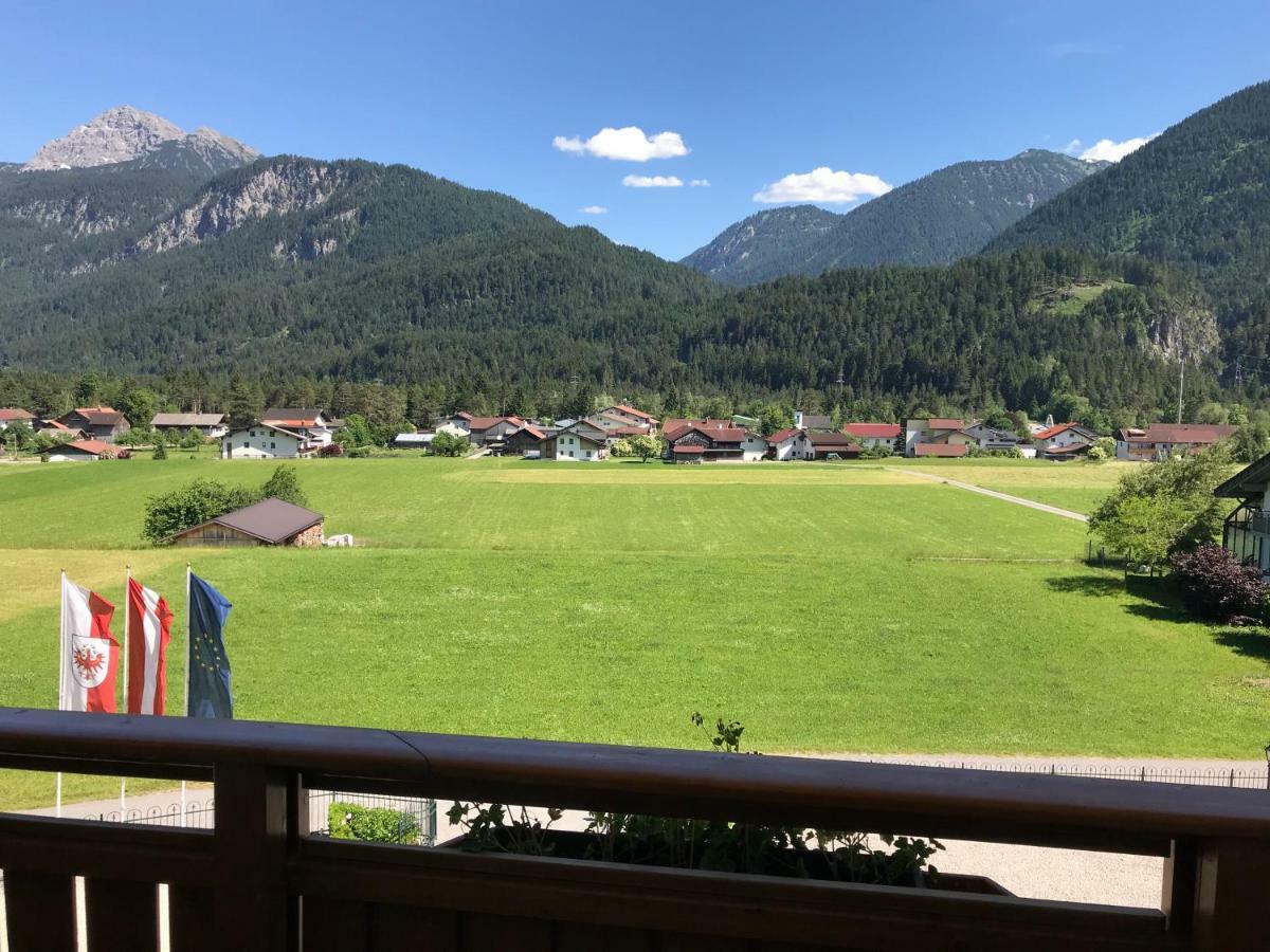 Naturparkhotel Florence Вайссенбах-на-Лехе Экстерьер фото