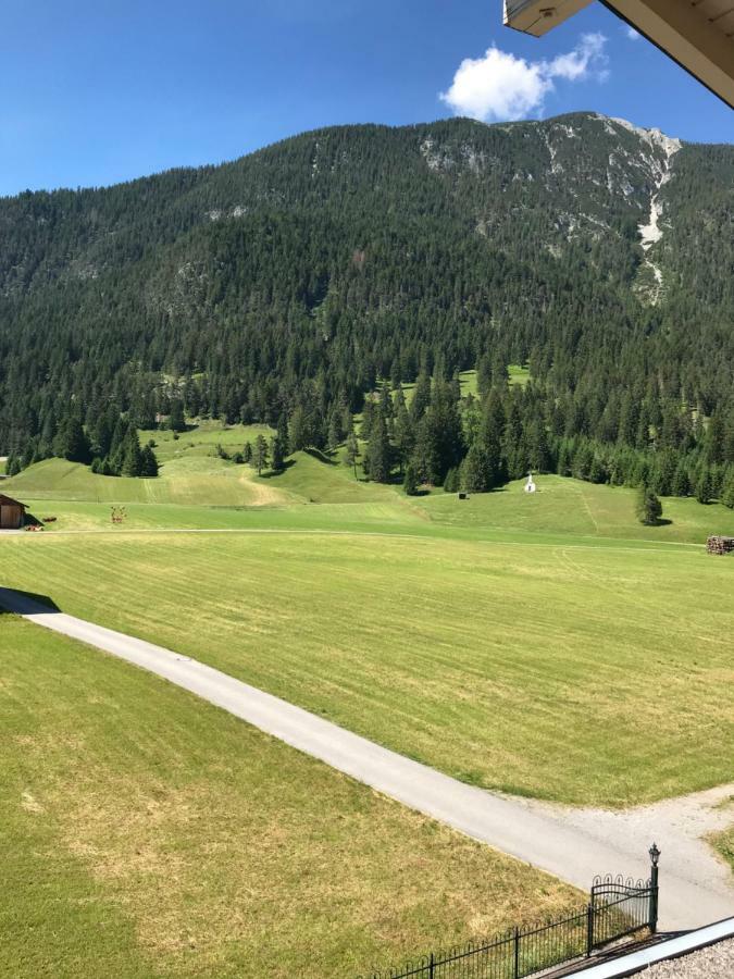 Naturparkhotel Florence Вайссенбах-на-Лехе Экстерьер фото